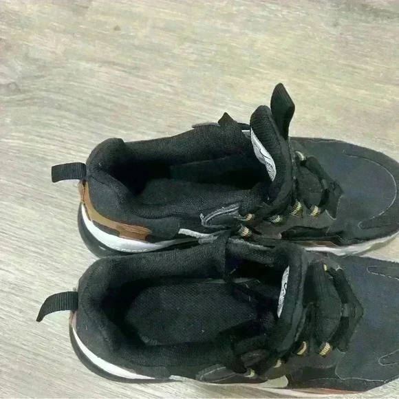 Nike Air Max 270 React Metallic Gold Youth Sneakers - Picture 6 of 6